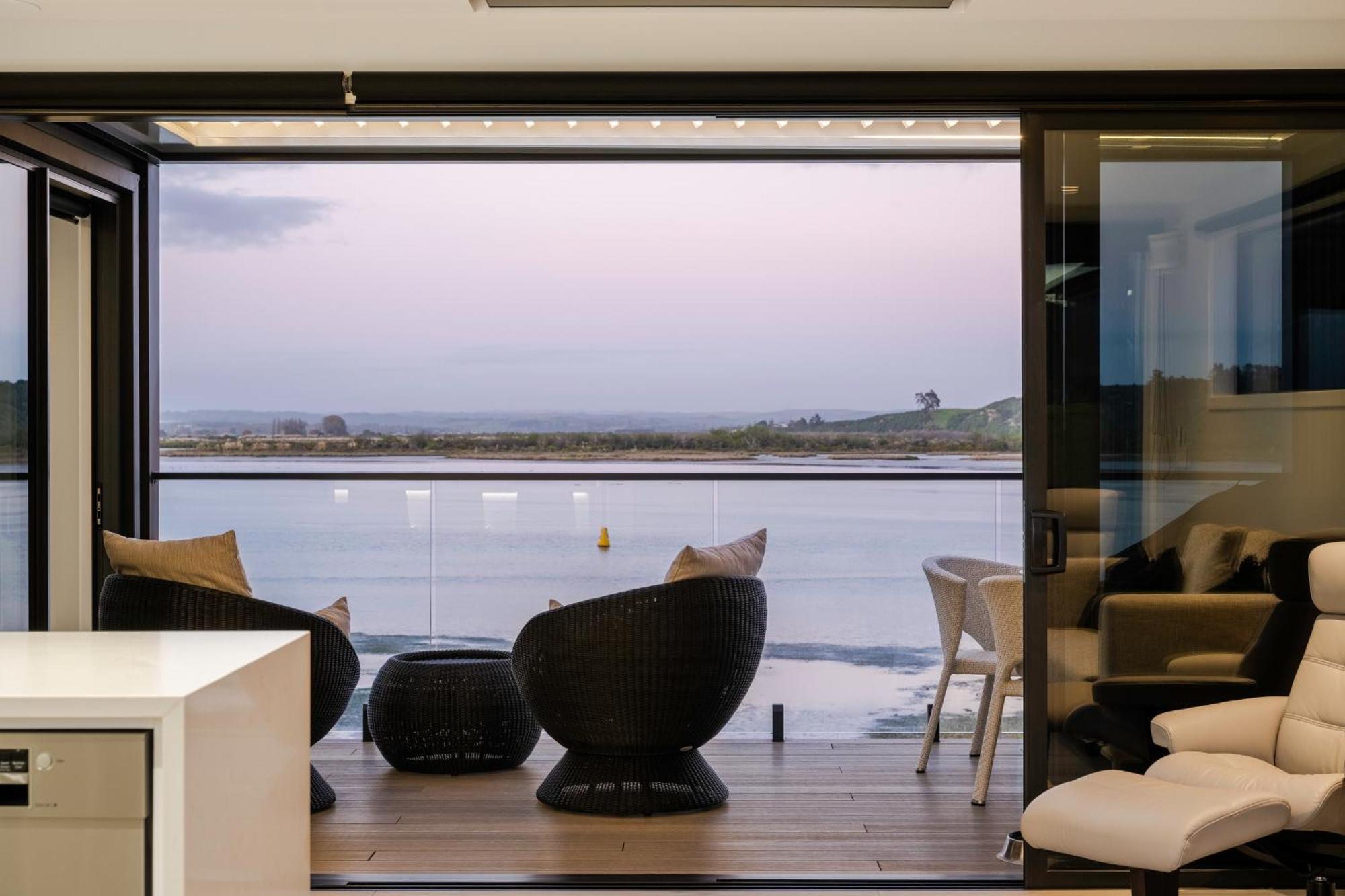 Pukehina Estuary Sunset Views Townhouse & Studio المظهر الخارجي الصورة