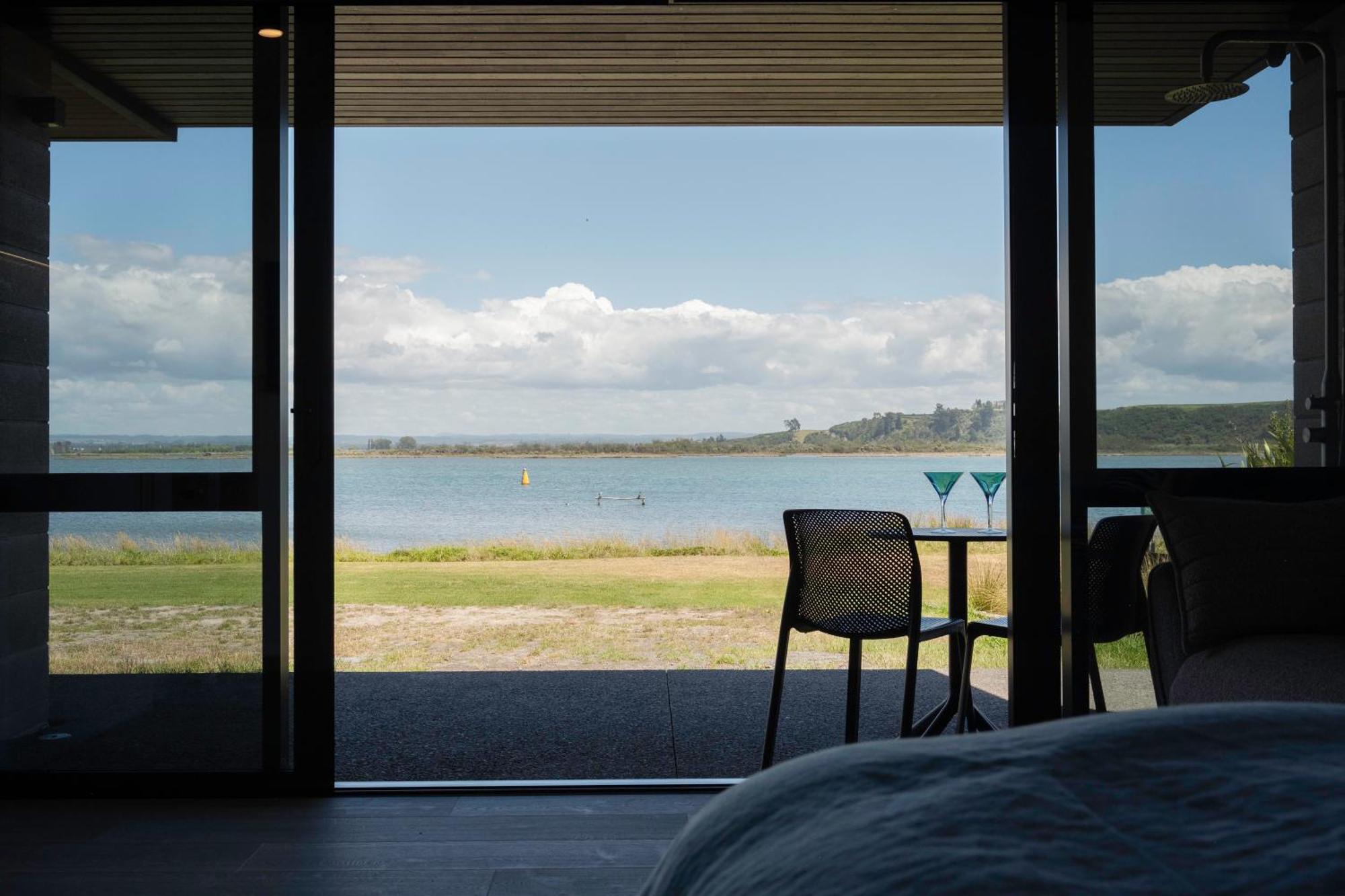 Pukehina Estuary Sunset Views Townhouse & Studio المظهر الخارجي الصورة