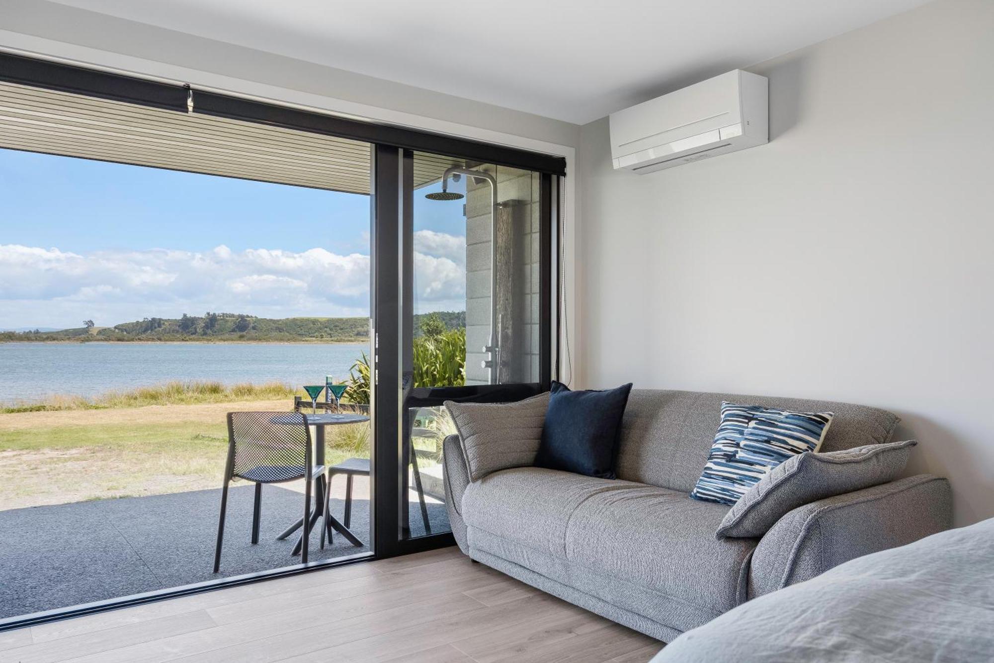 Pukehina Estuary Sunset Views Townhouse & Studio المظهر الخارجي الصورة