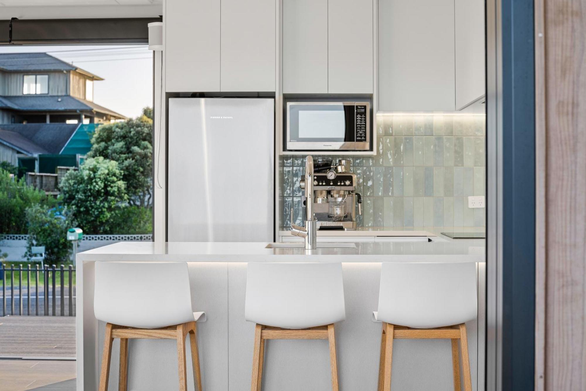 Pukehina Estuary Sunset Views Townhouse & Studio المظهر الخارجي الصورة